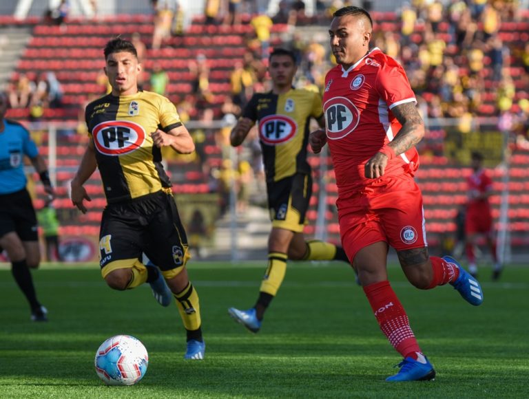 Unión la Calera espera volver a entrenar en cancha en dos semanas El