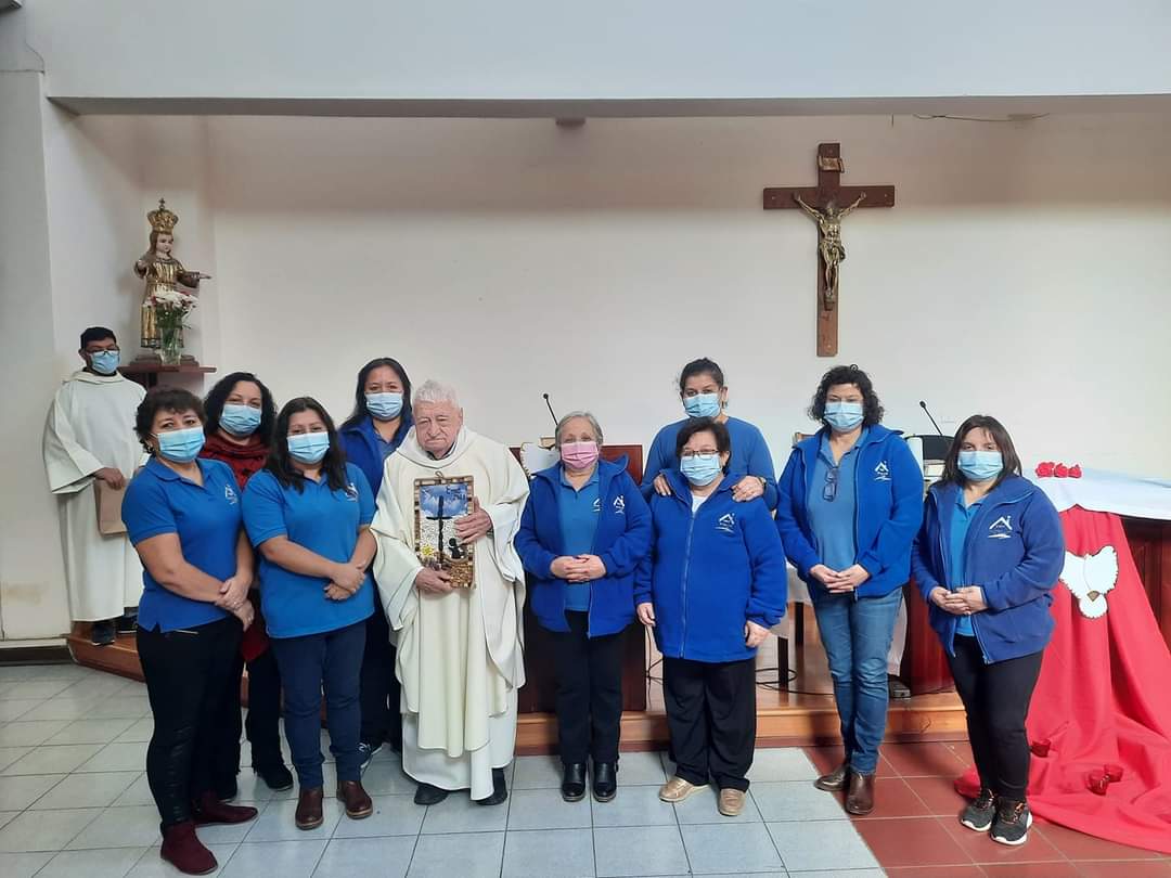 La Calera Hasta el Obispo vino a celebrar los 65 años de sacerdote del