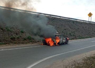 automovil incendio quillota