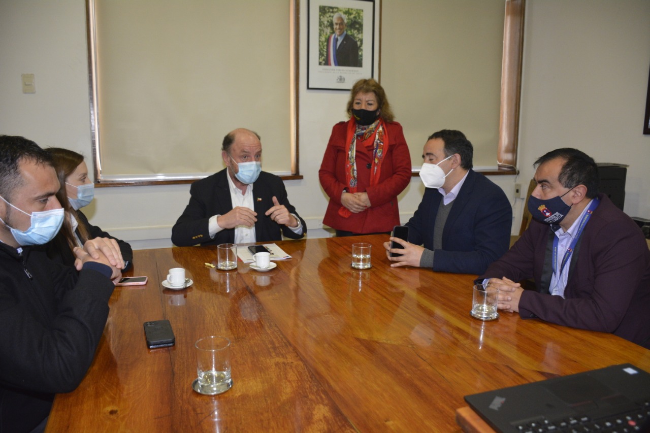 Alcaldes se reunieron con ministro de Obras Públicas por polémicos ...