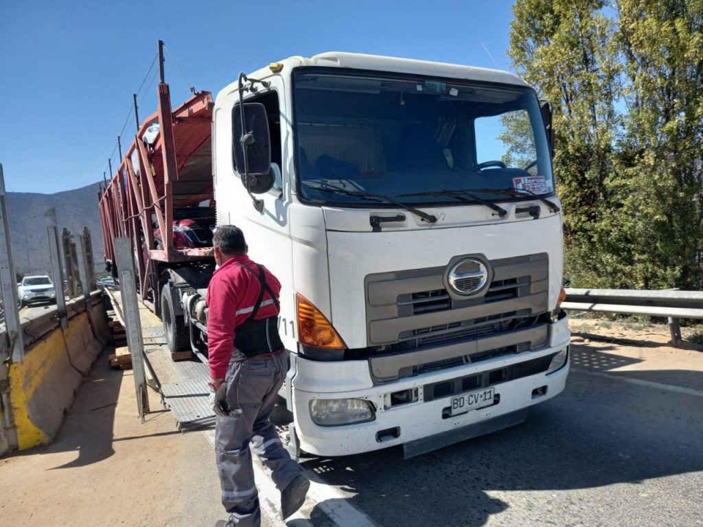 camion sobredimensionado puente el olivo