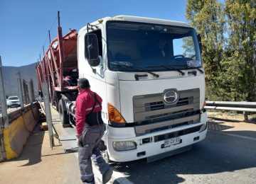 camion sobredimensionado puente el olivo