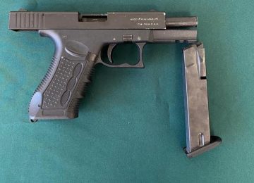 arma en colegio de la calera