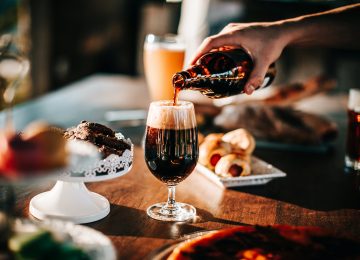 tomar cerveza en invierno