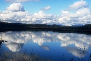 embalse lago peñuelas el día 11 de julio de 2022 tras lluvias del fin de semana
