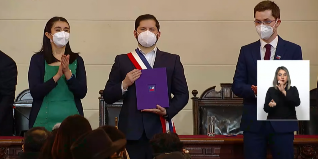 presidente gabriel boric recibe propuesta final de nueva constitución 2022