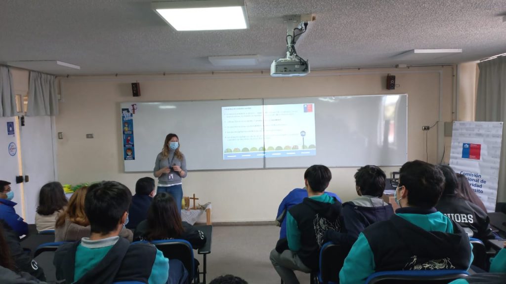 taller de educación vial estudiantes de cuarto medio quillota junio 2022