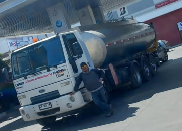 Avezados ladrones robaron anoche costoso camión repartidor de agua en El Melón