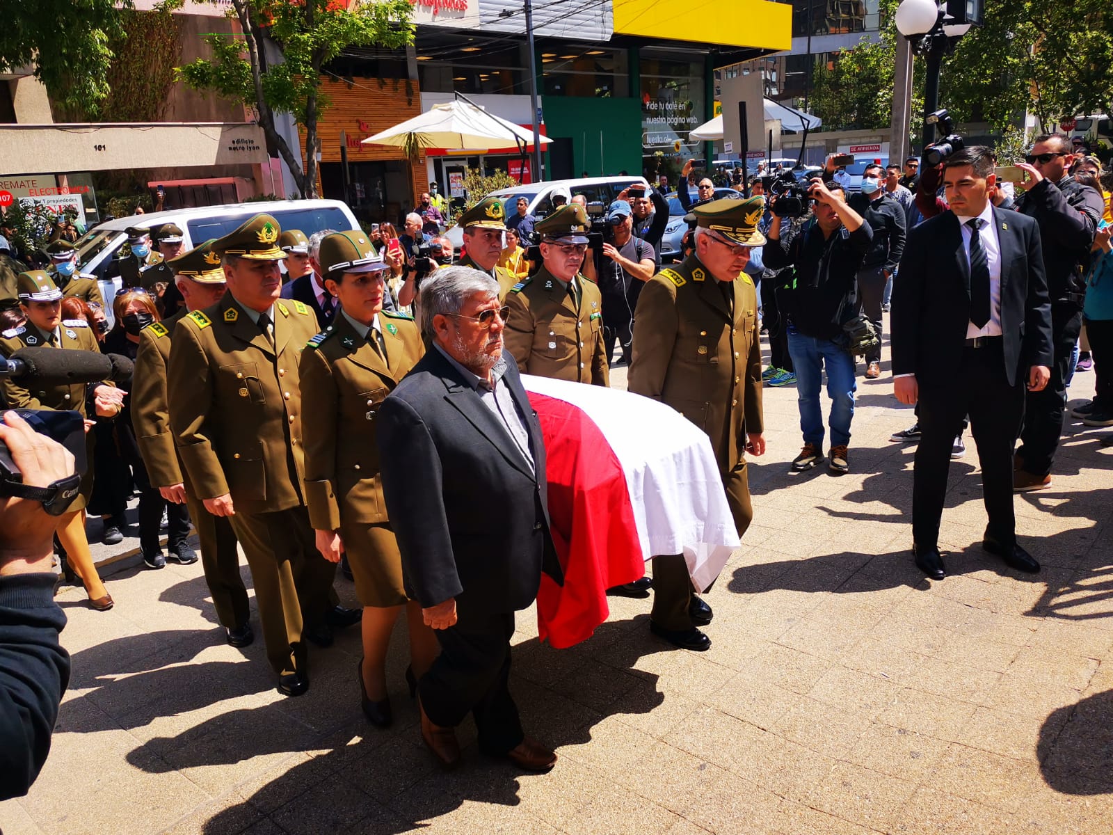 Despedida de Carabineros a sargento víctima de homicidio en San Antonio