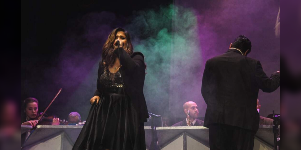 Dúo de Villa Alemana participa en final de Festival Internacional de la Canción de Uruguay