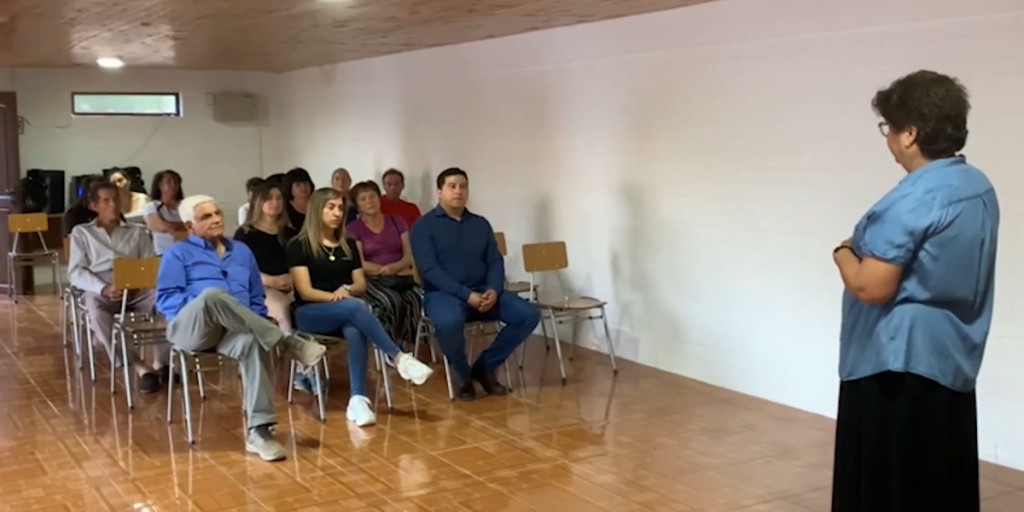 Vecinos de villa Las Acacias reciben sede social remodelada en Rinconada