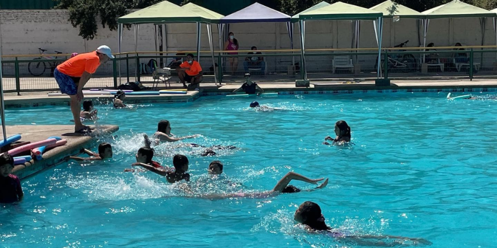 Anuncian fecha de reapertura de la Piscina Municipal de La Cruz