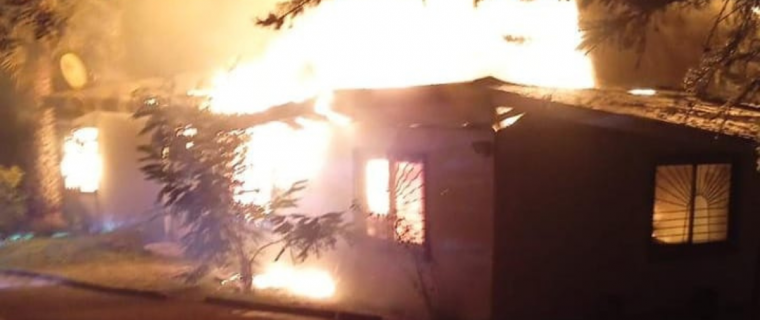 Incendio consumió una casa patronal en Quillota