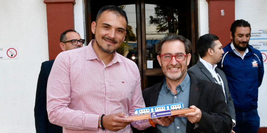 Alcalde Johnny Piraino se reúne con Ministro de Obras Públicas en Primera Mesa de Trabajo proyecto Tren Valparaíso- Santiago