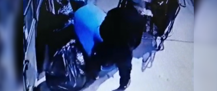 [VIDEO] Captan a ladrón que se llevó receptáculo del aseo en Quillota