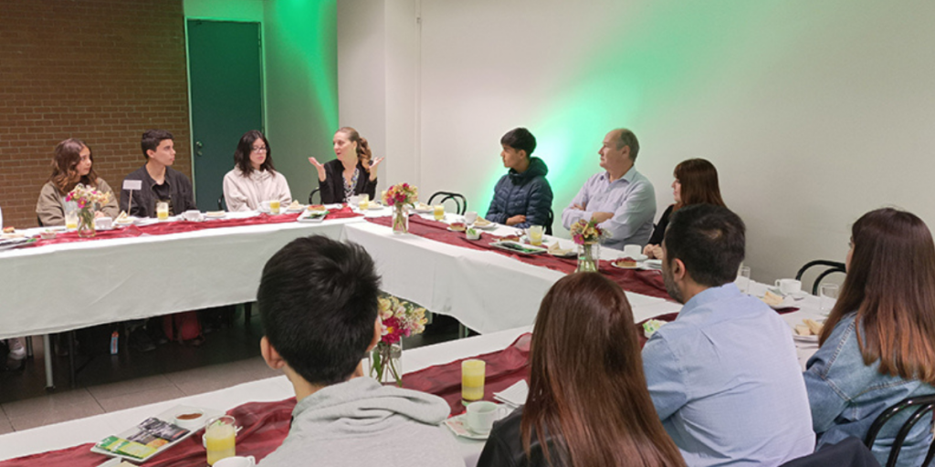 Estudiantes con mejores puntajes desayunaron junto las autoridades académicas de Santo Tomás Viña del Mar