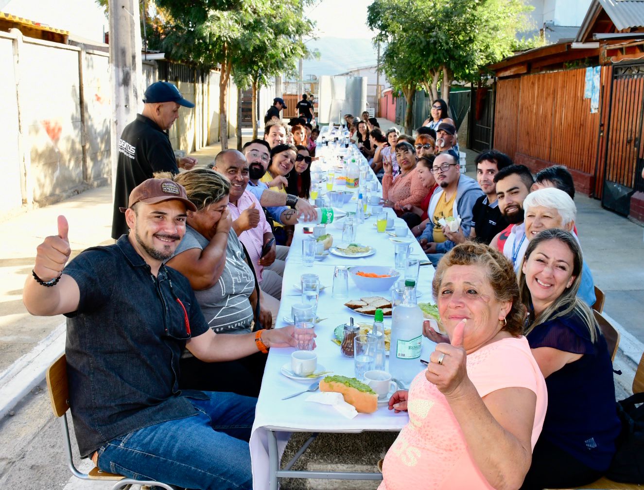 Inauguran veredas renovadas en villa de La Calera