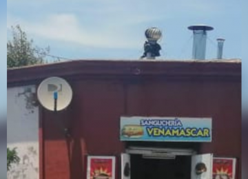 Quillota: Hasta un sándwich se prepararon ladrones durante robo a local