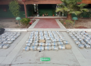Camioneta cargada de droga chocó en Nogales: hay un fallecido