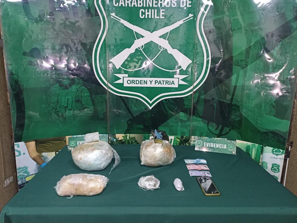 La Calera En la ruta 5 Norte sorprendieron a pareja con 2 kilos de marihuana