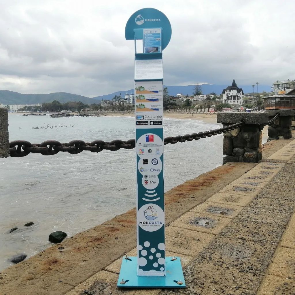 Papudo Con sus celulares vecinos ayudan a monitorear la erosión de la playa