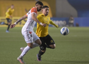 San Luis sale con varios cambios a ganar a Cobreloa para seguir puntero