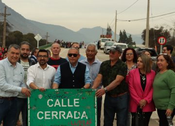 Inauguración primera etapa calle en Llay Llay,