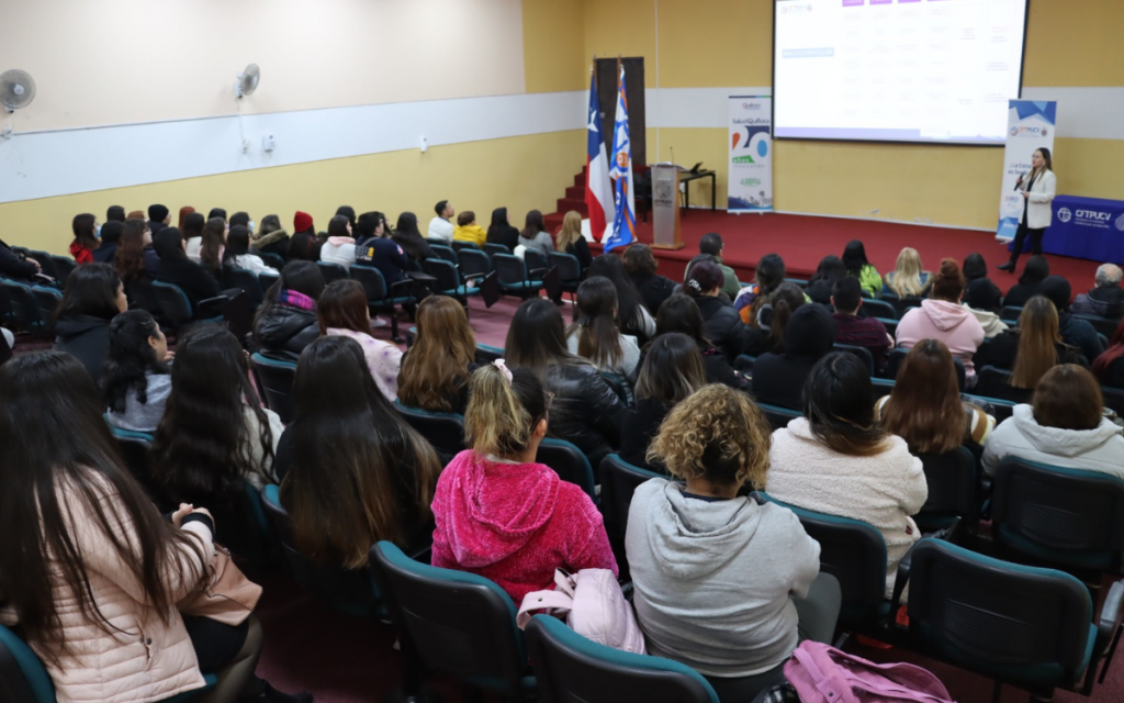 MuniQuillota y CFT PUCV hicieron jornada de puertas abiertas para alumnos