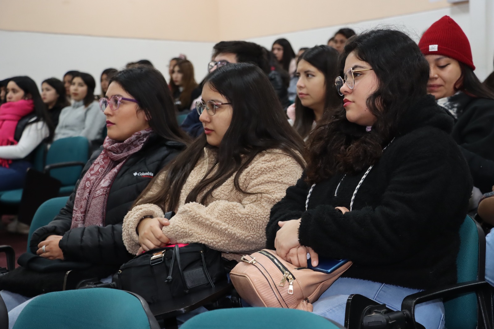 MuniQuillota y CFT PUCV hicieron jornada de puertas abiertas para alumnos 