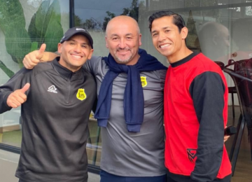 Registran reencuentro entre "Chupete" Suazo y Matías Fernández