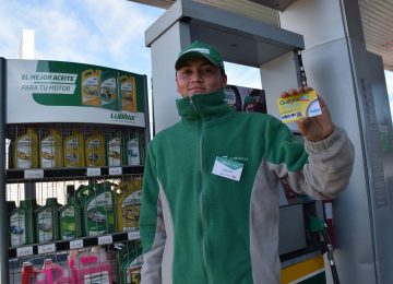 Tarjeta Quillota Más Cerca firma convenio para continuar con descuentos en combustibles