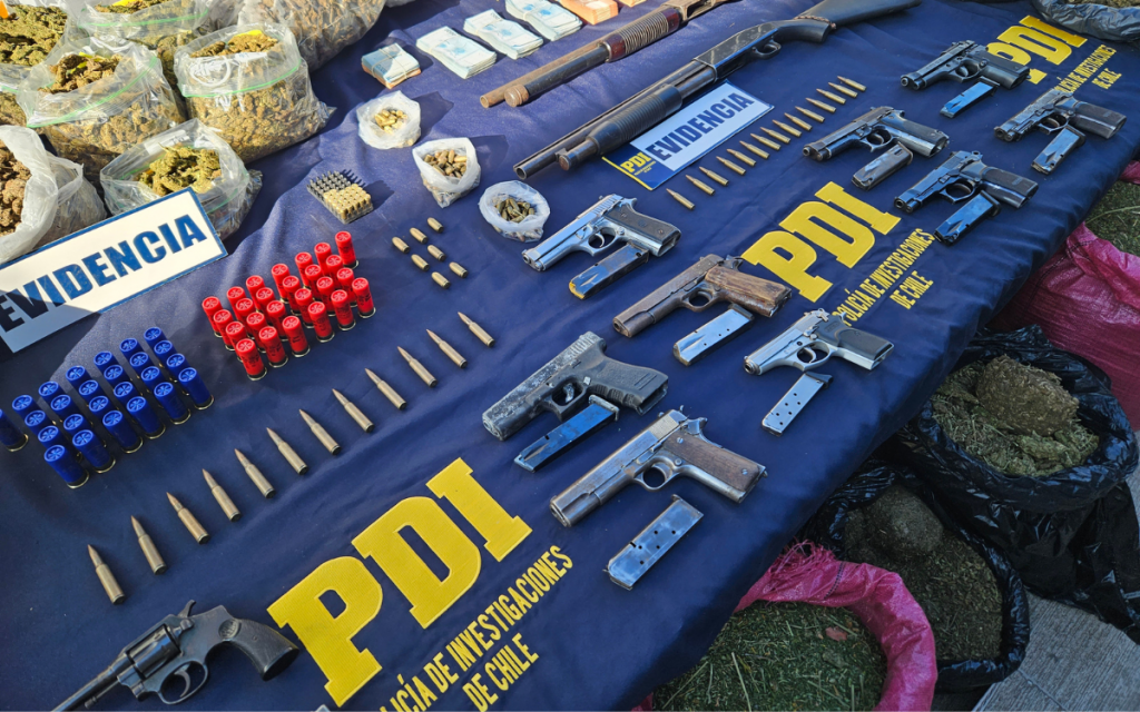 PDI La Calera detiene a nueve sujetos por narcotráfico e incauta 13 armas de fuego