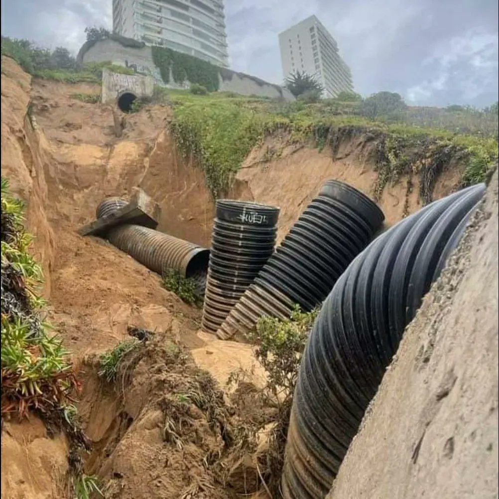 [FOTOS] Colapsó camino entre Reñaca y Concón por socavón