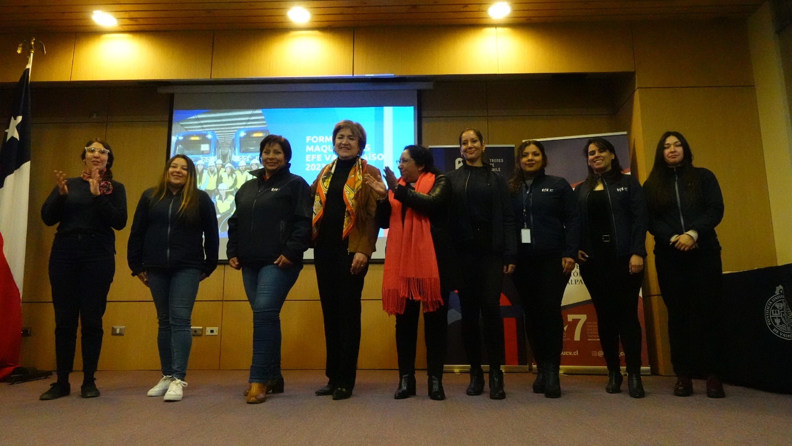 Seis nuevas maquinistas mujeres se incorporan al Tren Limache-Puerto