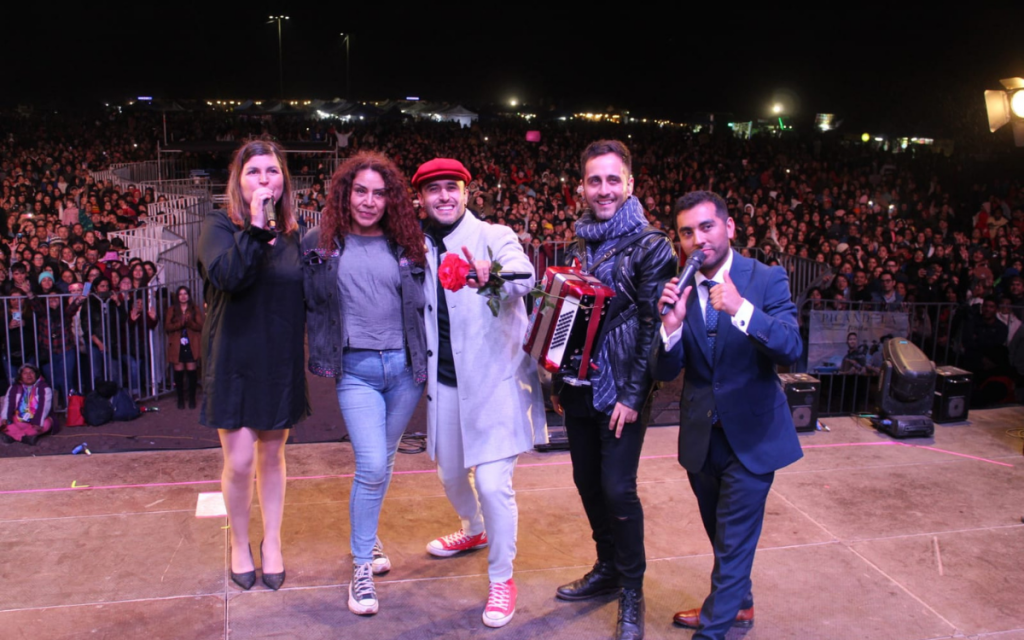 [FOTOS] Los Vásquez cerraron Festival Poza Cristalina de La Cruz ante 18 mil personas
