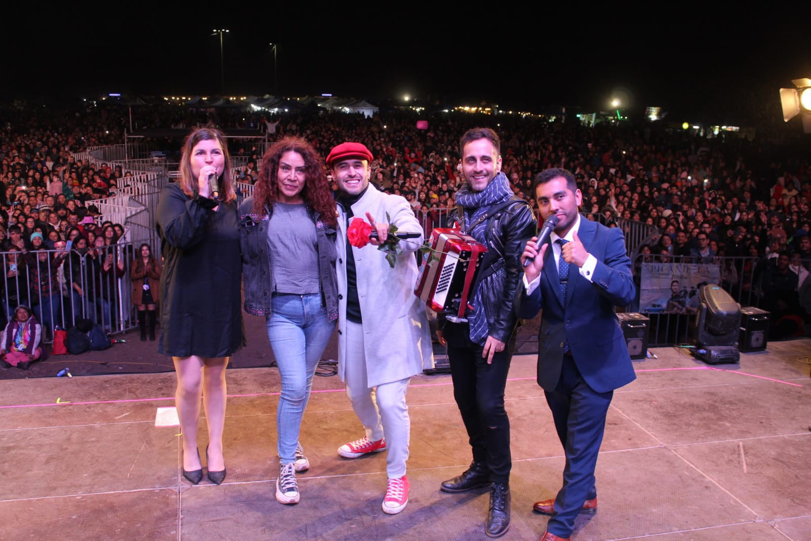 [FOTOS] Los Vásquez cerraron Festival Poza Cristalina de La Cruz ante 18 mil personas