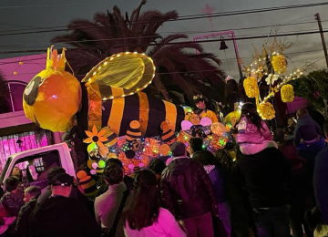 Invitan a ver desfile de carros alegóricos por aniversario de La Cruz
