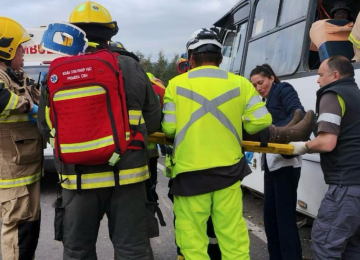 Nogales: 15 lesionados dejó colisión entre camión y bus de pasajeros