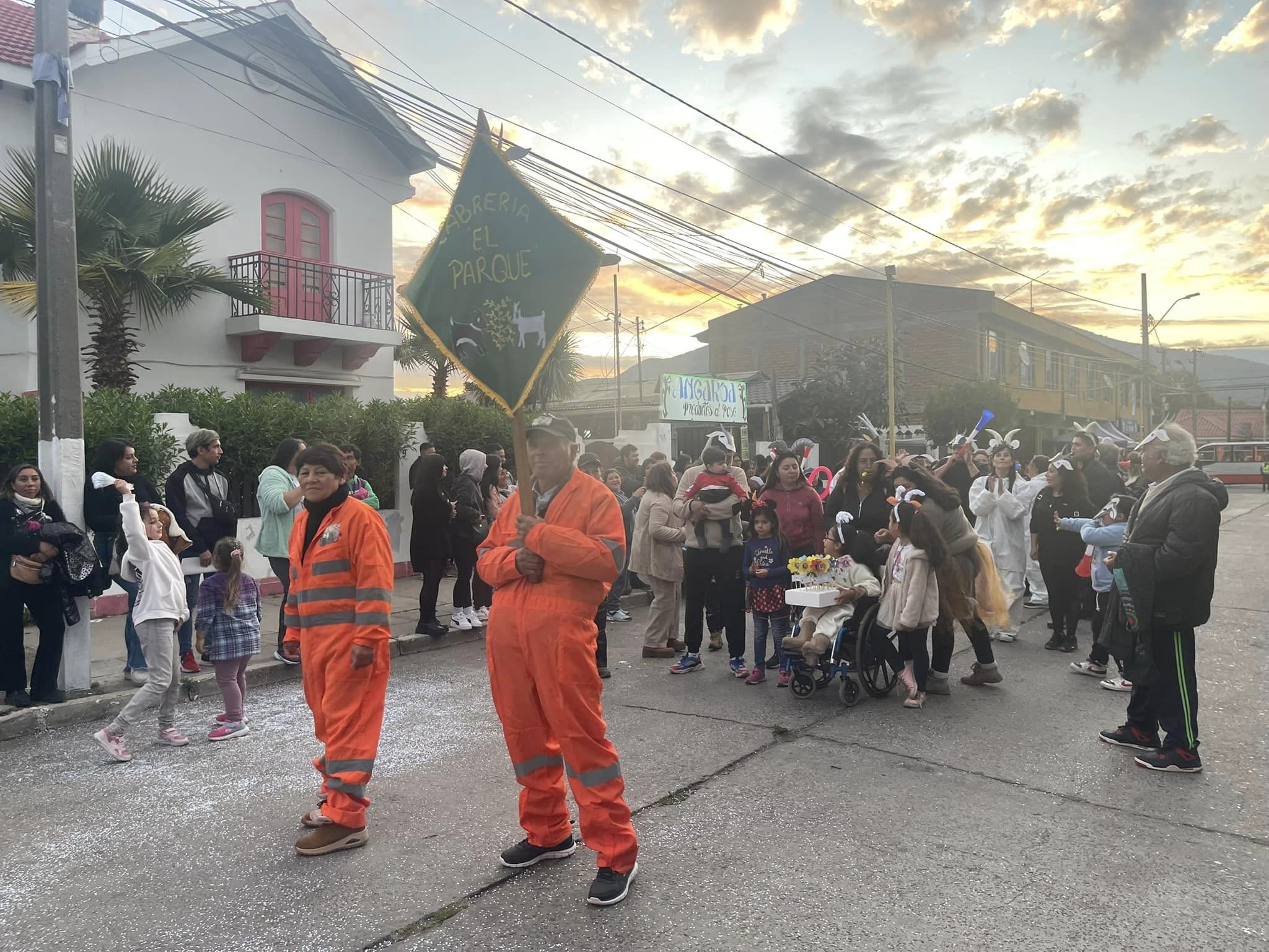 Desfile de carros alegóricos de La Cruz 