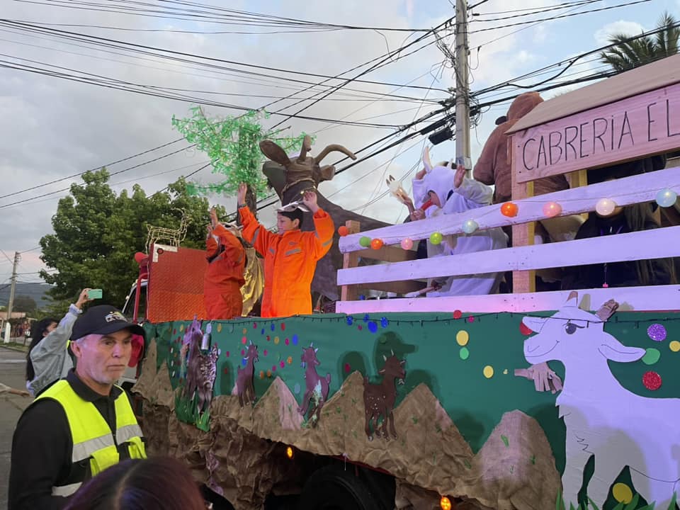 Desfile de carros alegóricos de La Cruz premios 2 b