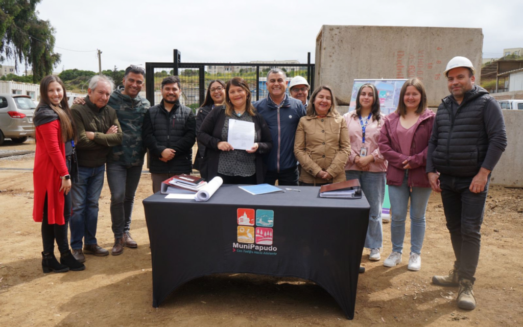 Comenzó construcción del primer punto limpio de Papudo