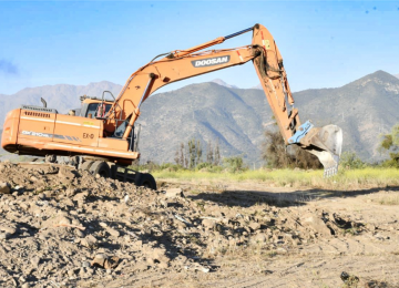 Comienzan trabajos en nuevo terreno donde estará la Feria Minorista de La Calera