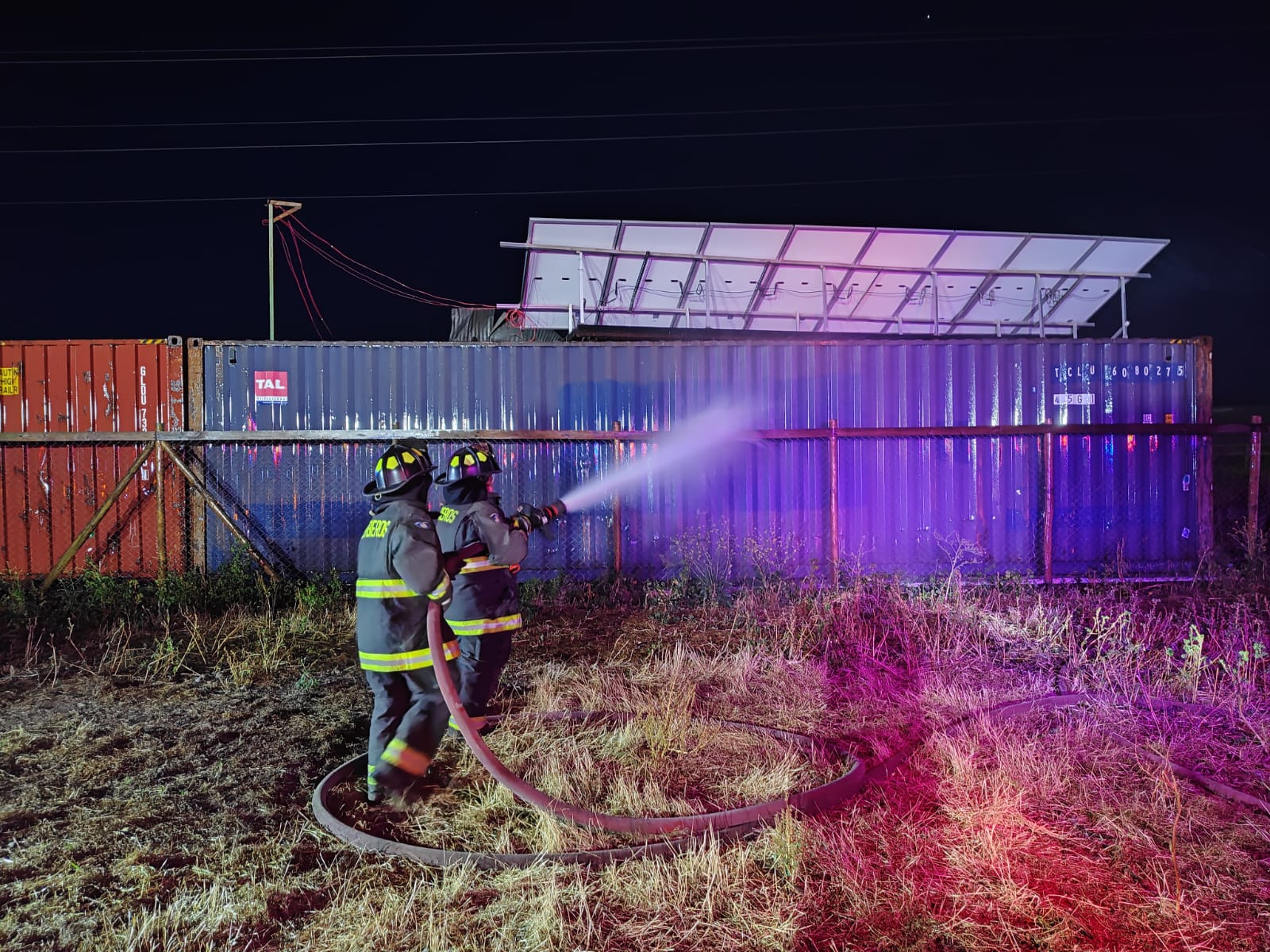 Quillota Incendio en bodega provocó la muerte de dos perros 