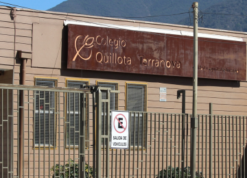 Quillota: Suspendieron clases en colegio por emanación de gas