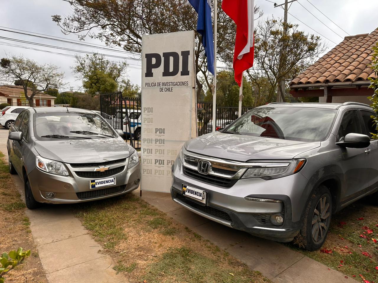 PDI recuperó el auto robado y el que usaron para cometer la ecerrona.