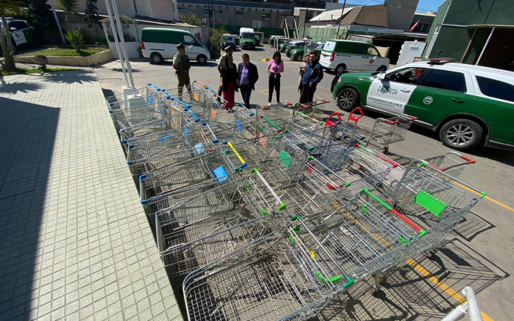 En la Feria El Belloto confiscaron medicamentos y carros de supermercado robados