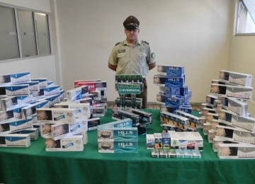 En la Feria Minorista de La Calera decomisan más de mil cajetillas de cigarro de contrabando en la