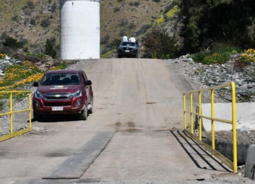 La Calera: Crece la posibilidad de recrear un paso de vehículos por el lecho del río Aconcagua