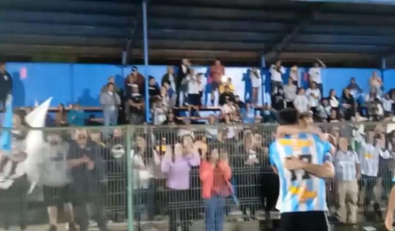 Los hinchas celebraron con emoción el título alcanzado en la Región de la Araucanía.