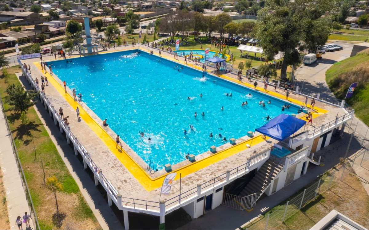 Piscina municipal de La Calera abrió sus puertas al público